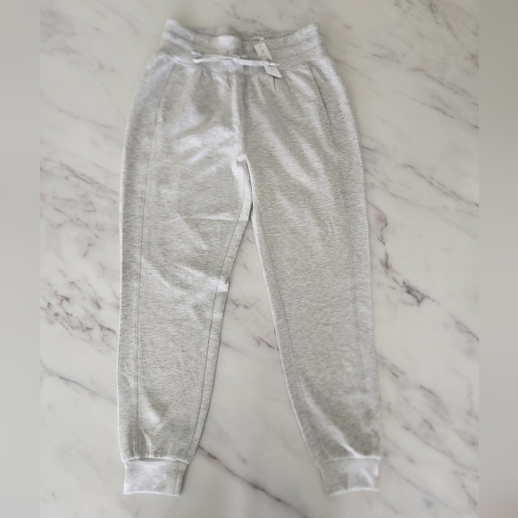 Travis Mathew Women's Skyloft Tie Jogger size Medium - Picture 2 of 8